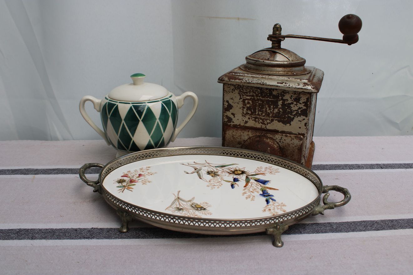 Oval ceramic top