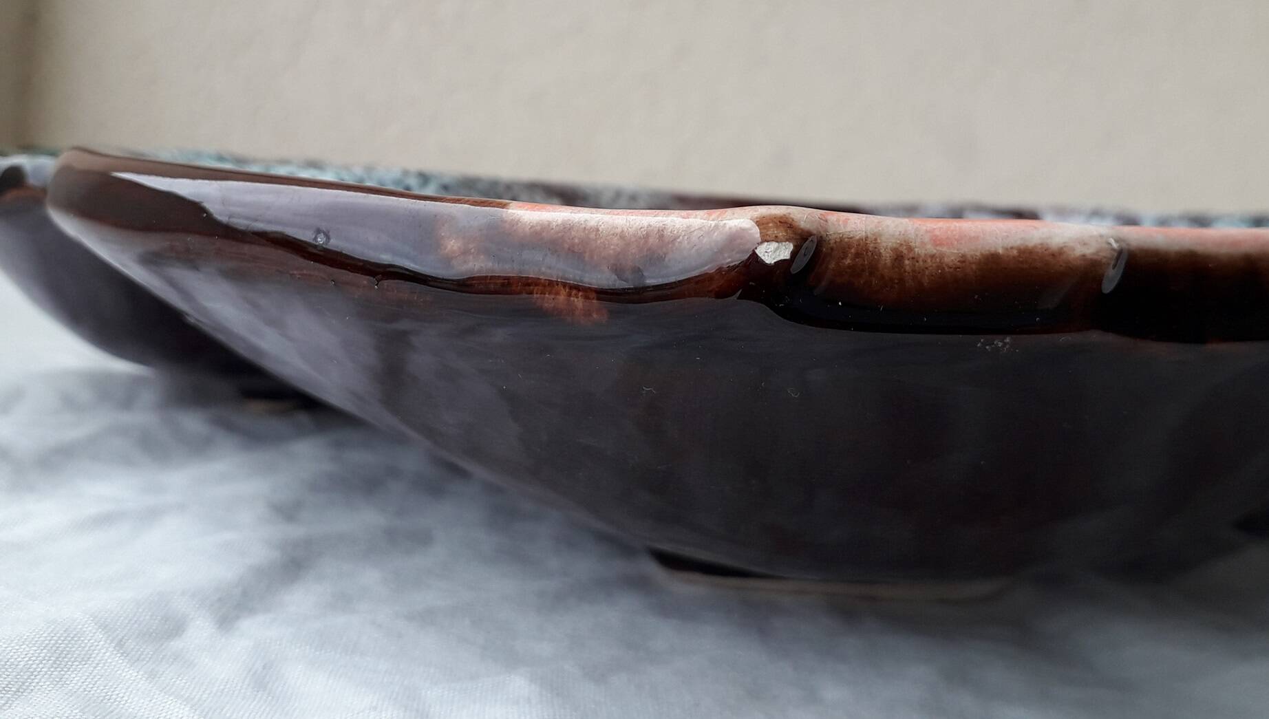 Ceramic serving dish