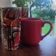 X5 enamelled ceramic mugs with abstract 60s decor
