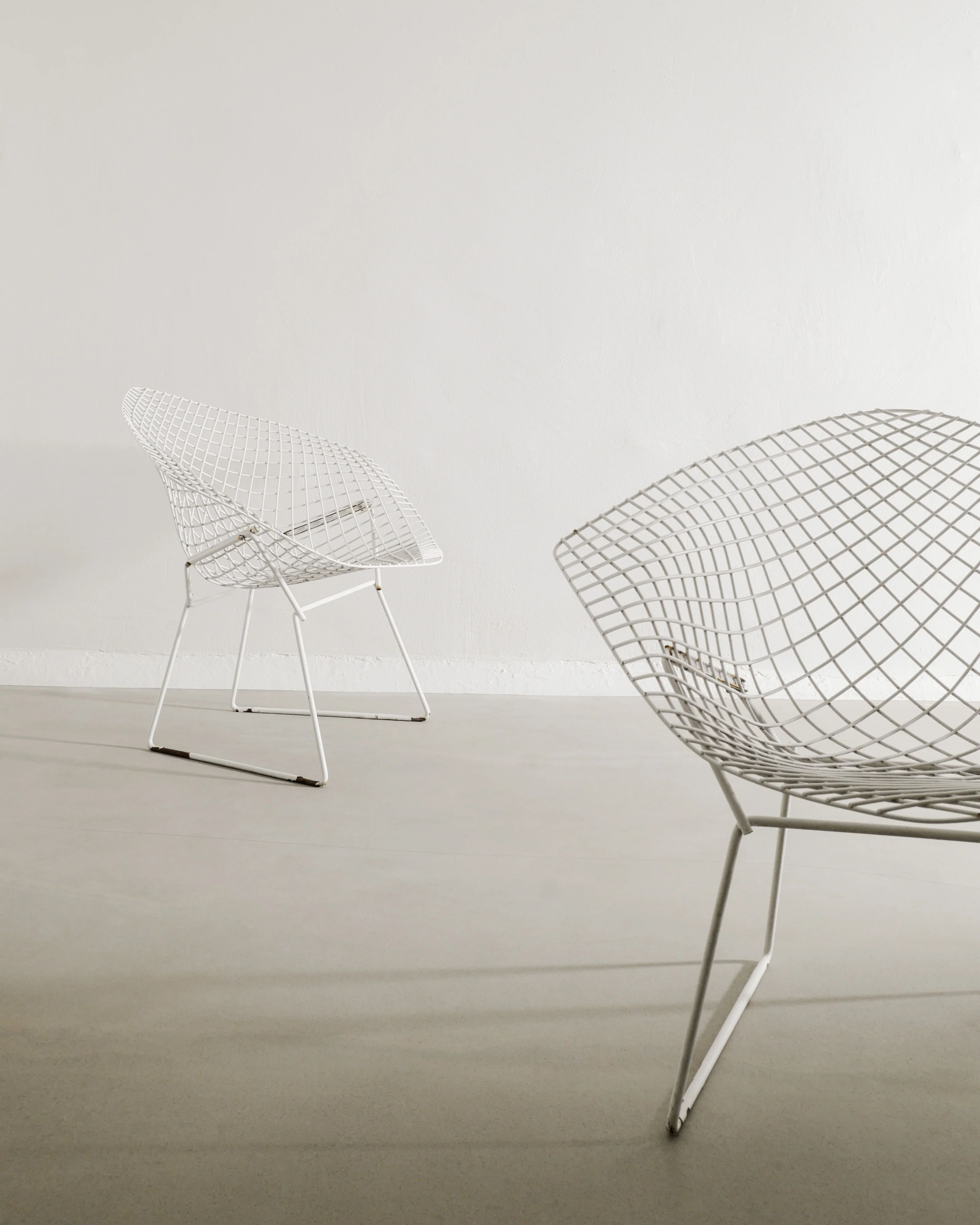 Vintage Mid Century White Metal Diamond Chairs by Harry Bertoia, 1950s