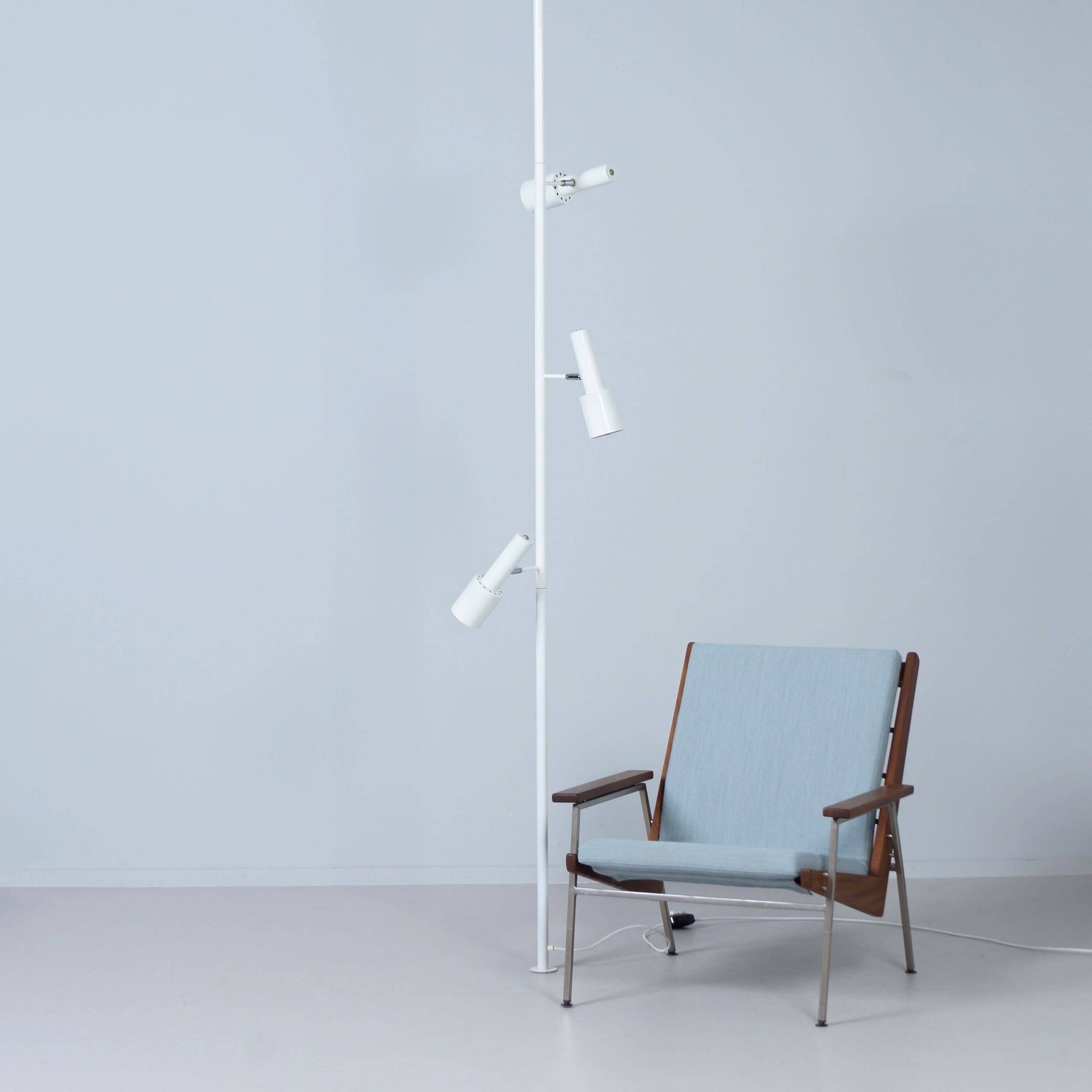 White telescopic floor-to-ceiling lamp model 642 by Hala, 1970s