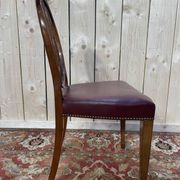 Suite de 6 chaises de style Louis XVI bordeaux
