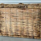 Woven wicker basket