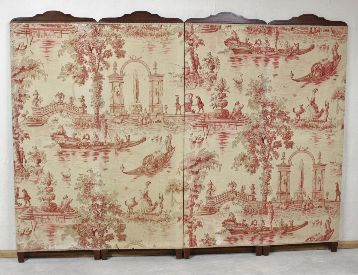 Screen four prentals of jouy canvas