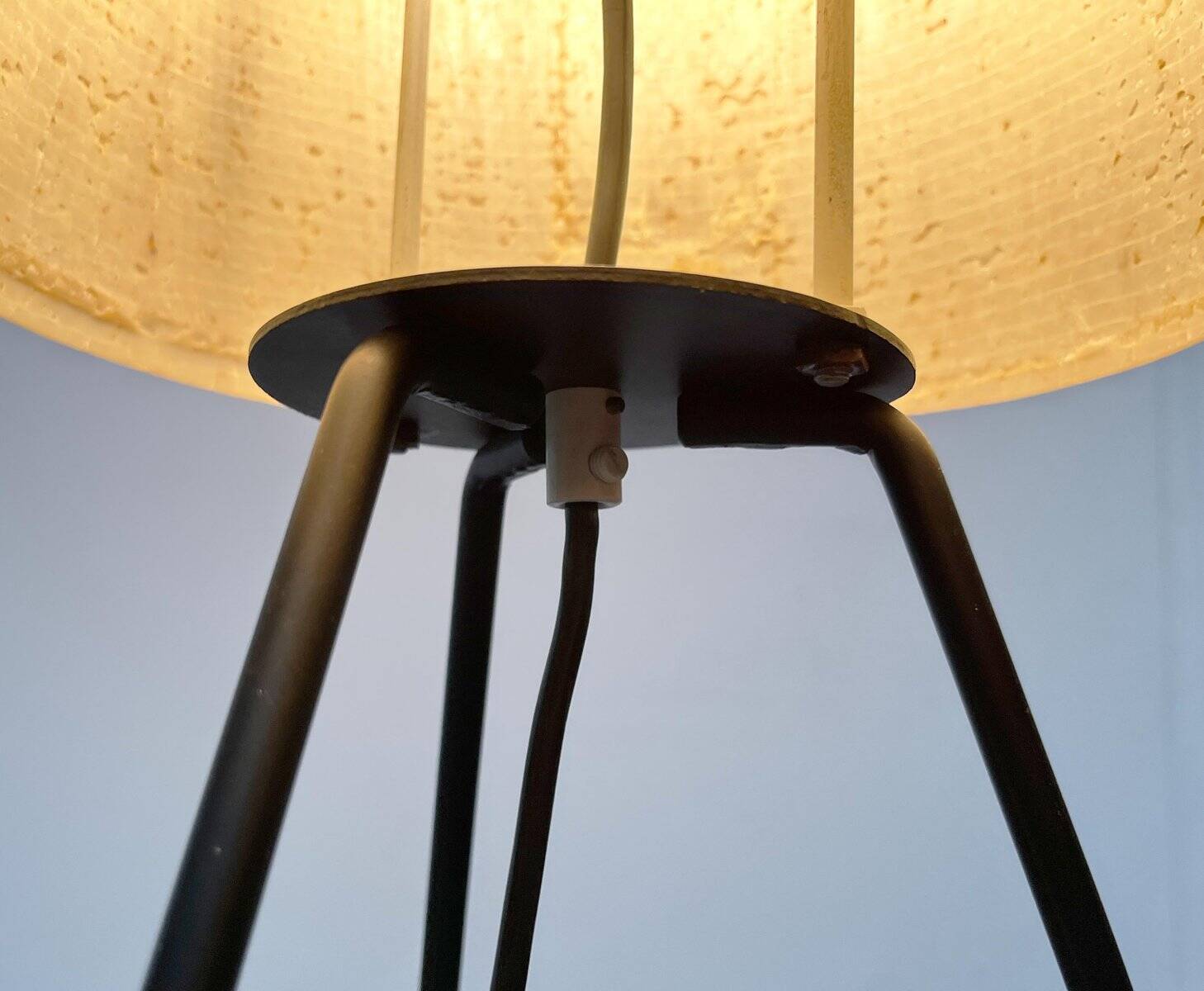 Mid-century minimalist tripod floor lamp by Hesse Leuchten, 1960s.