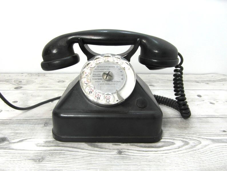 Dial phone from the 1930s
