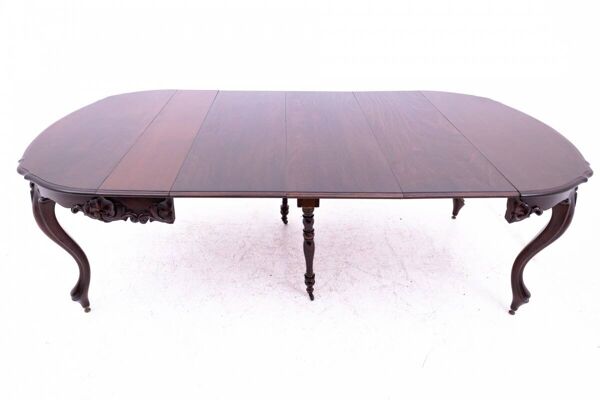 Table en acajou, Europe de l'Ouest, vers 1920.