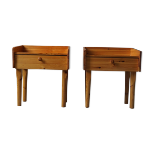 Paire de tables de nuit danois du milieu du siècle avec tiroirs en pin massif, années 1970