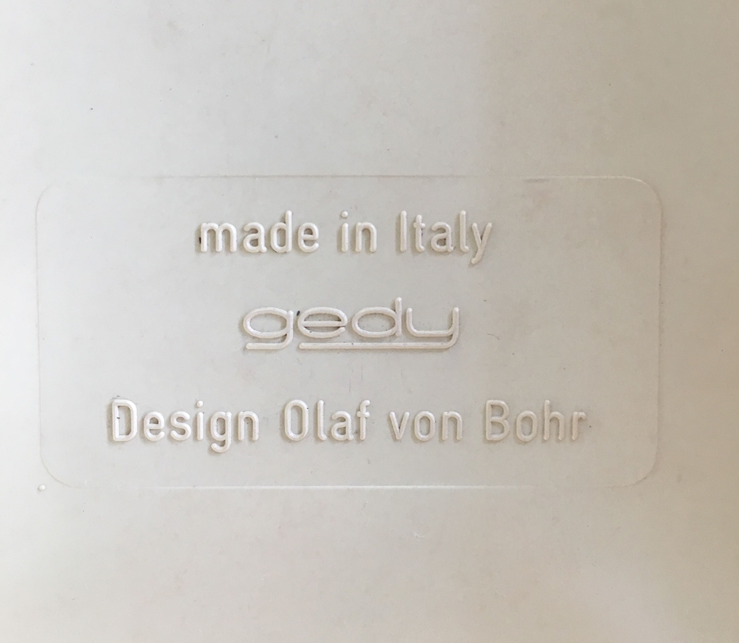 Table Gedy design Olaf von Bohr