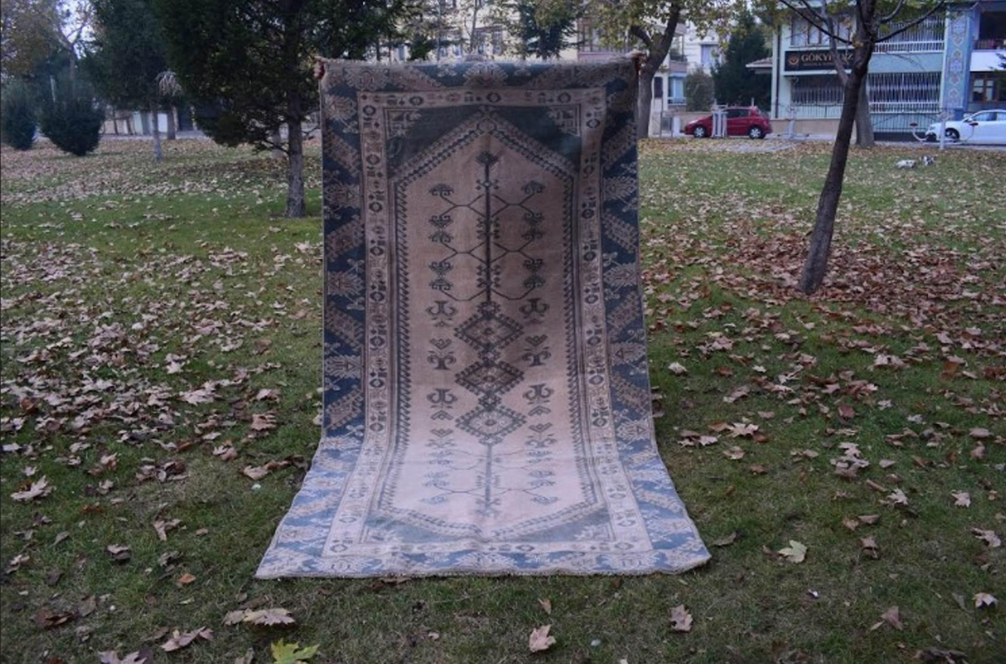 Vintage distressed Turkish Oushak rug 150 x 275 cm
