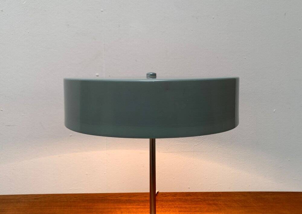 Minimalist table lamp model RV-41 Hungarian mid-century CCCP by Szarvasi Vas-Fémipari, 1960s