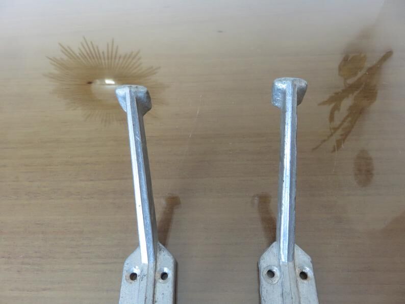 Pair of aluminum patères Art Deco 30 years 40