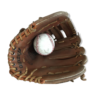 Authentic baseball glove
