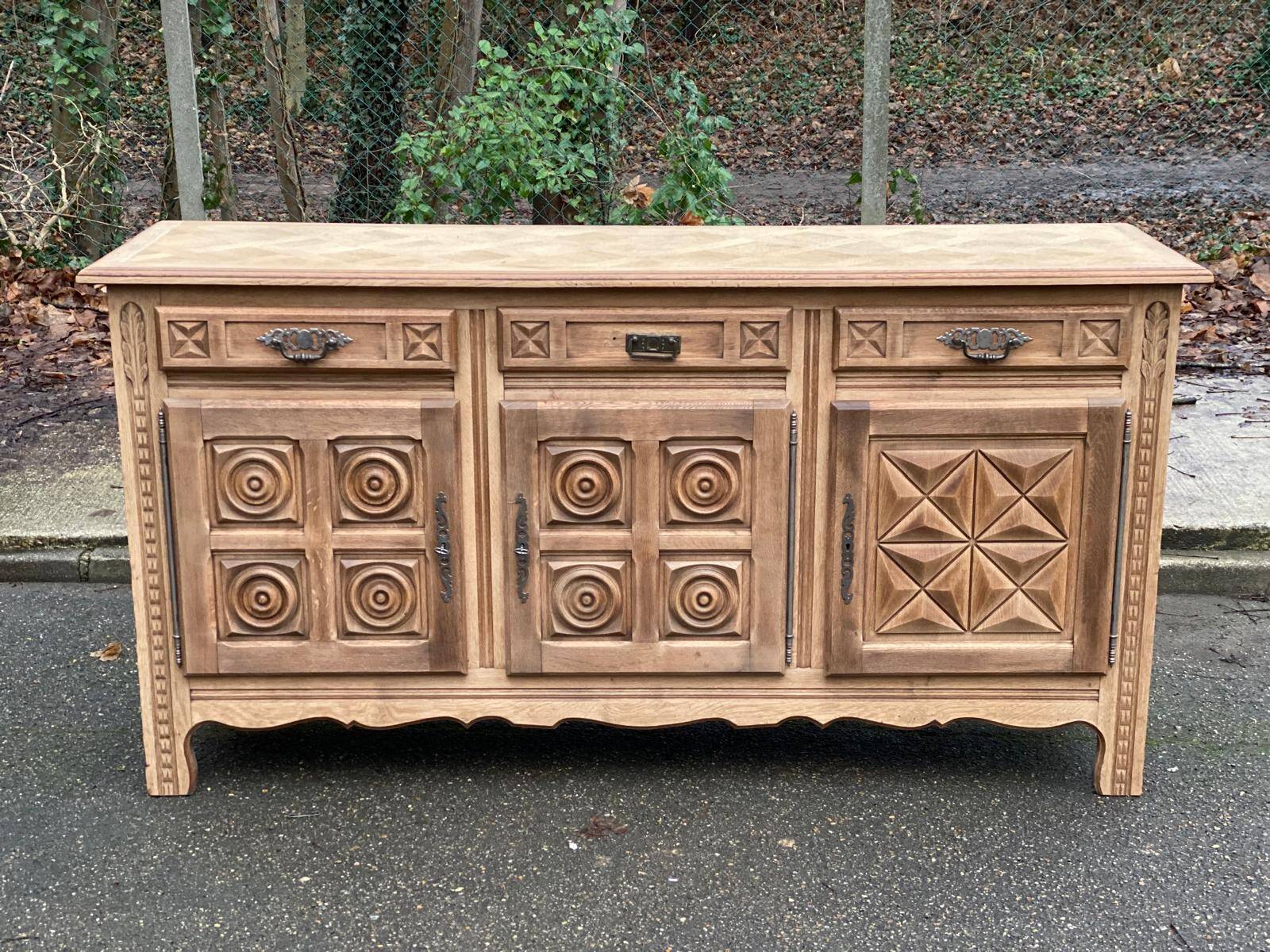 Brutalist art deco diamond point sideboard 198cm