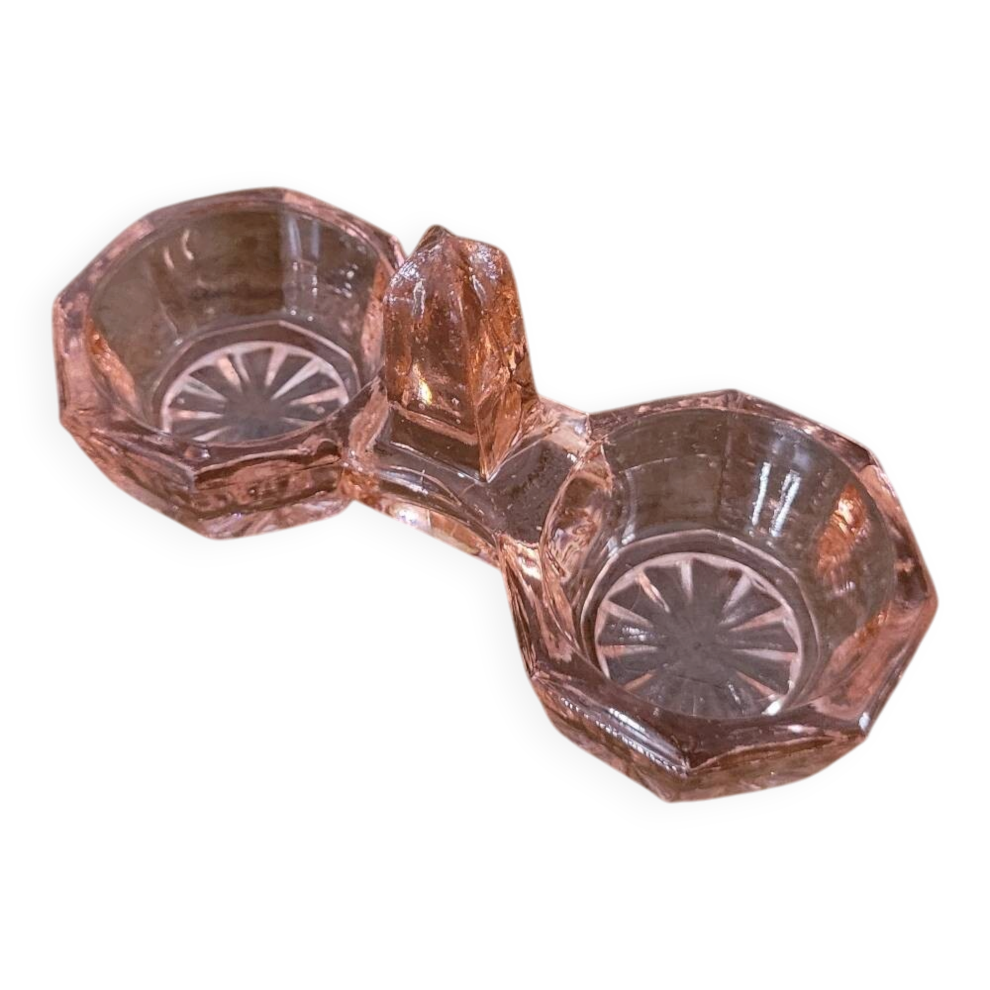 Saleron en verre rose moulé