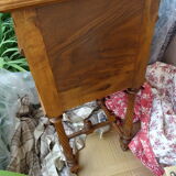 Bedside table style Henri II