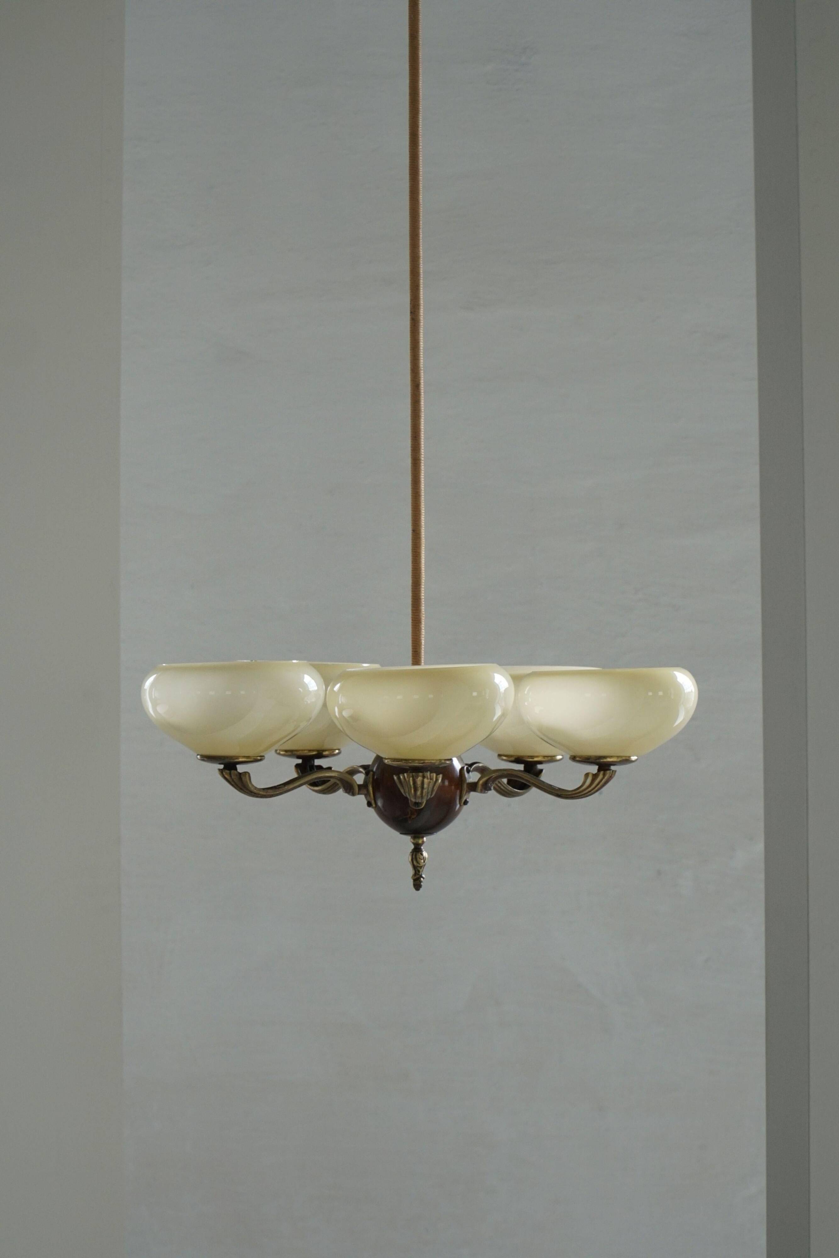 Chandelier with 5 arms by Paavo Tynell, model 1386/5 for Taito, Finland, 1930s.