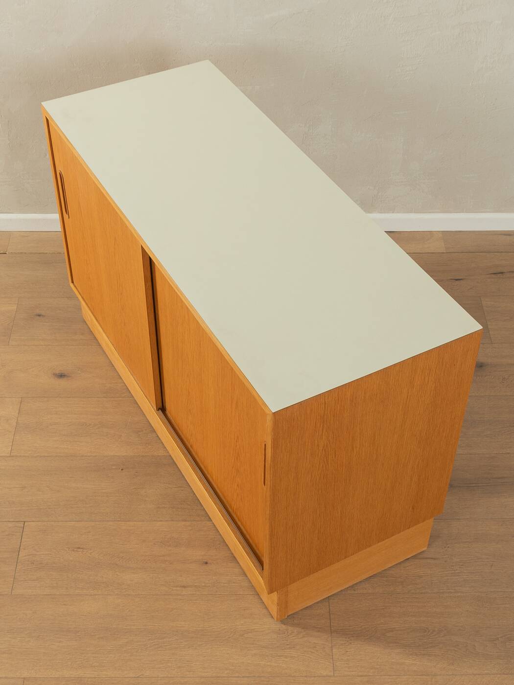 1960s Dresser