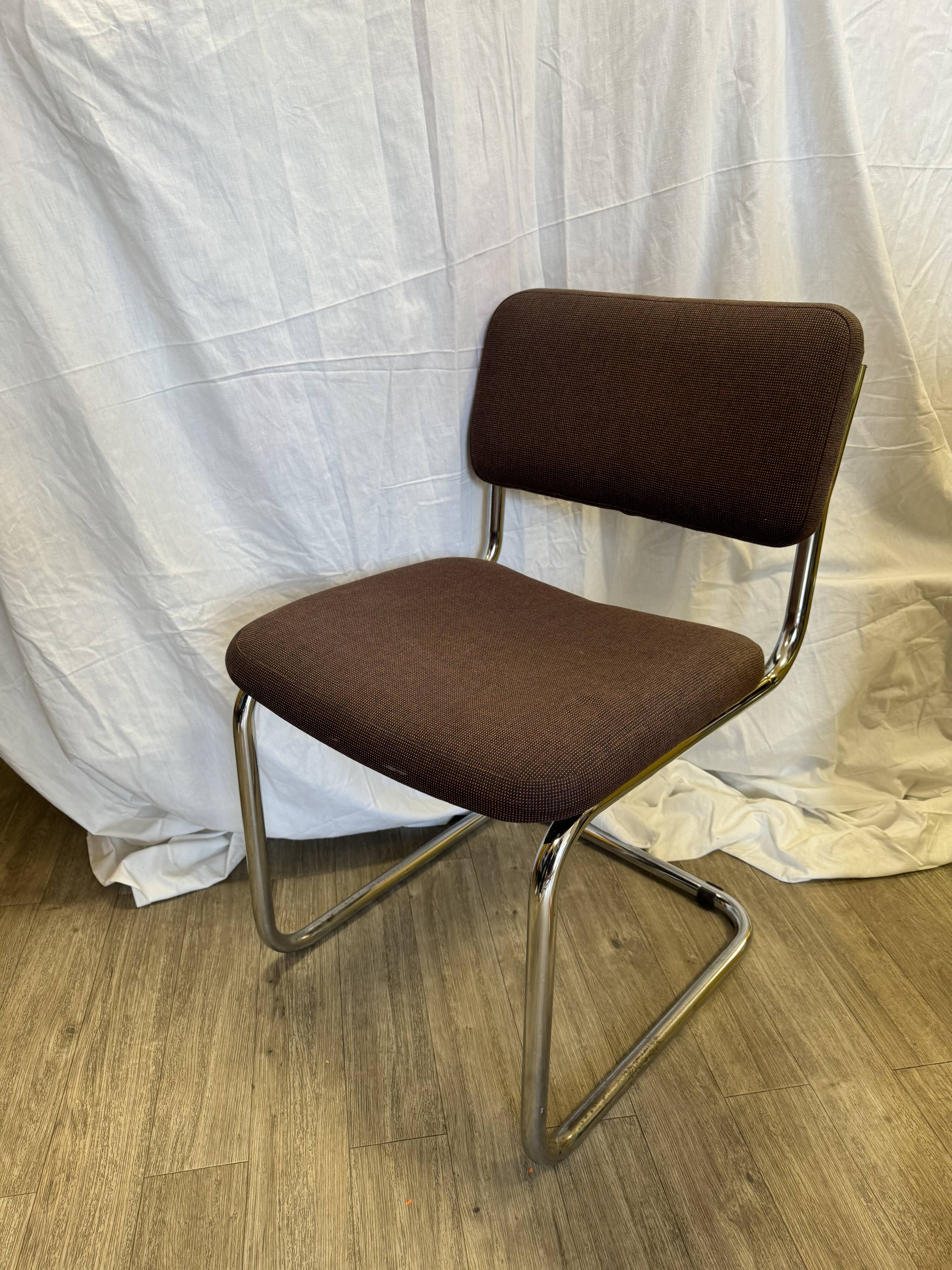 Chaise tubulaire 70s