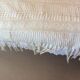 Dessus lit ancien en crochet et broderies.