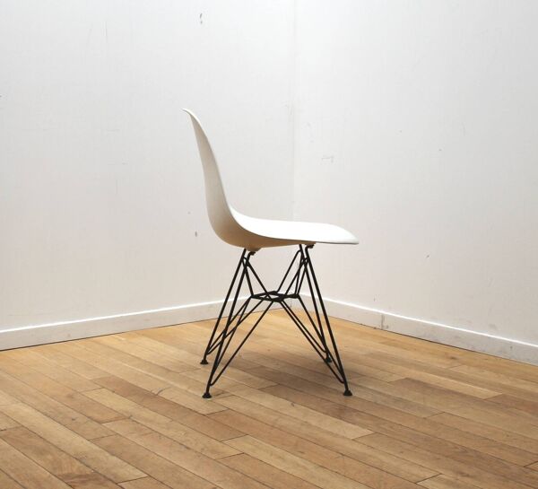 Chaise DSR, Charles & Ray Eames Vitra
