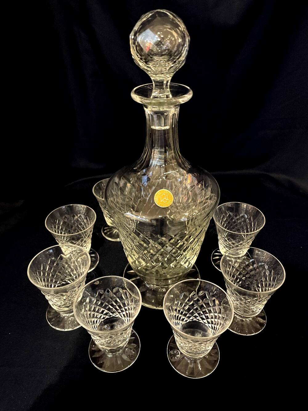 10 piece liquor service in moselle crystal