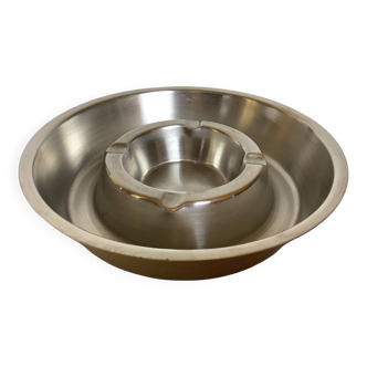 Metal ashtray