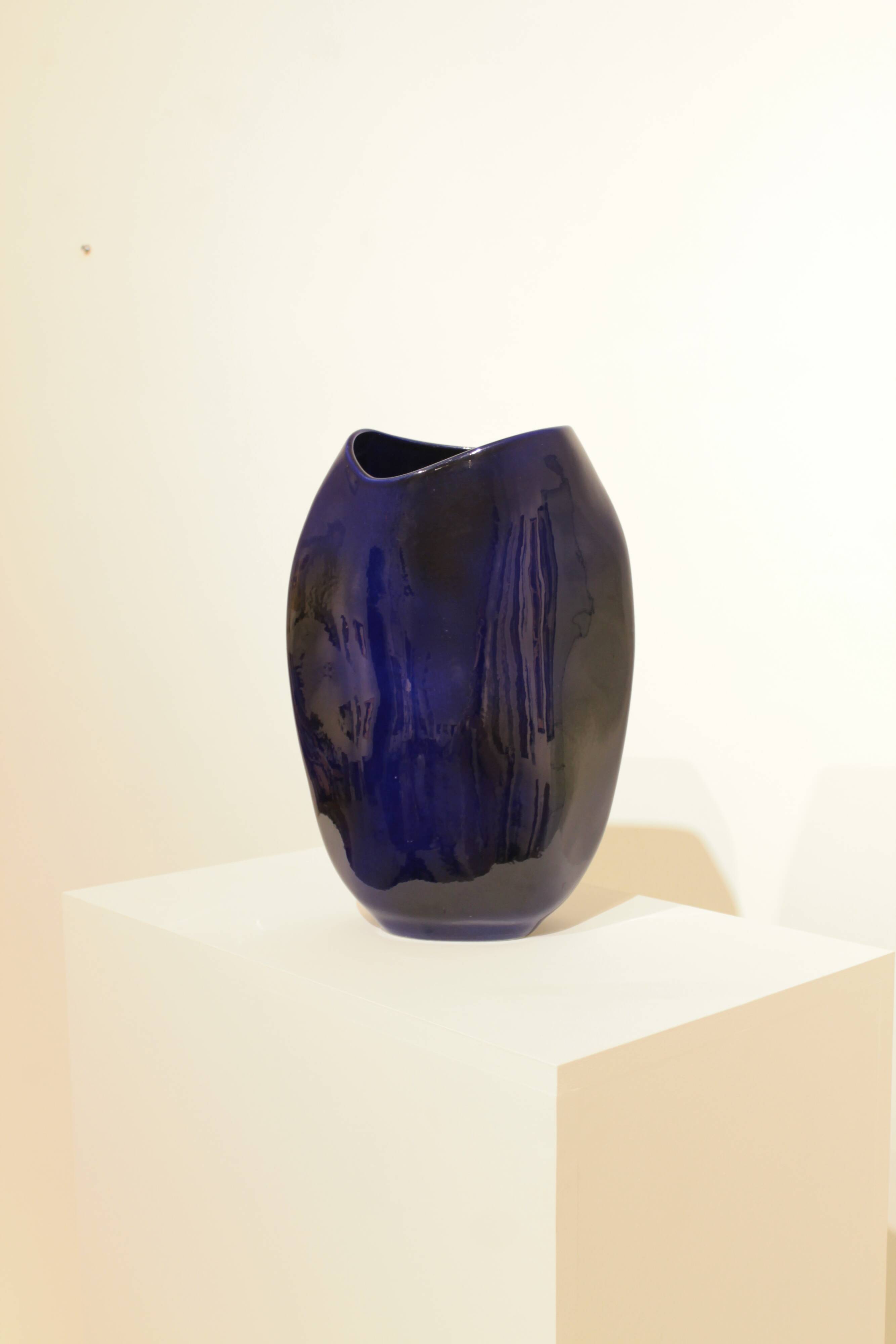 Important blue glazed ceramic vase signed by Max Idlasflag