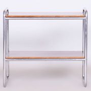 Table d'appoint Bauhaus tchèque en noyer et acier chromé, années 1930