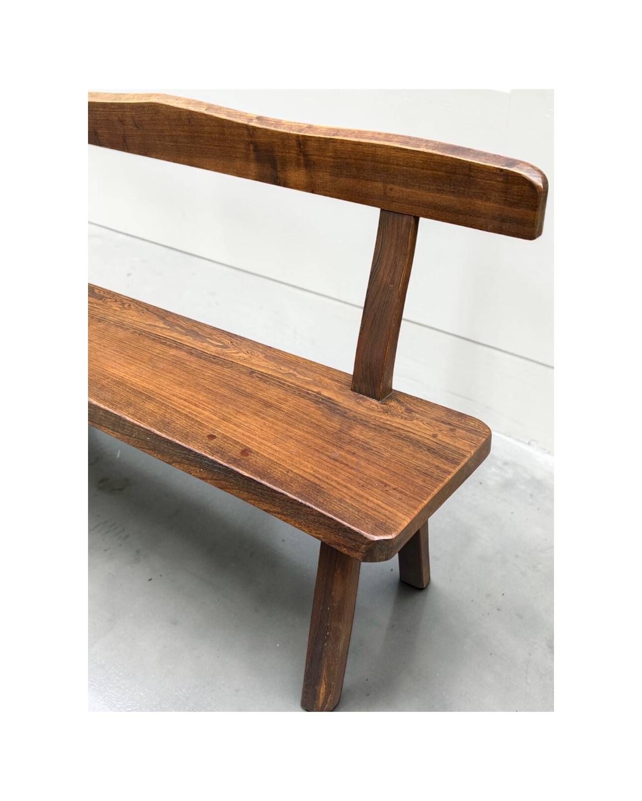 Brutalist bench made of solid elm by Olavi Hanninen, Aranjou edition 1950.