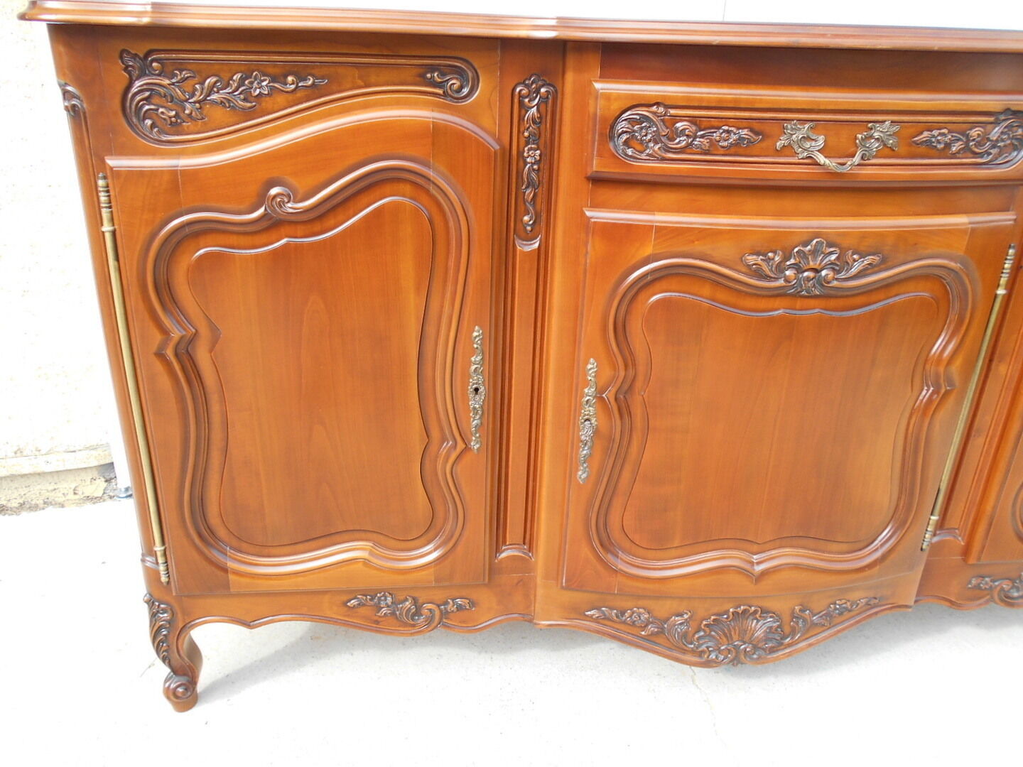 Enfilade in Provençal cherry tree, Louis XV style