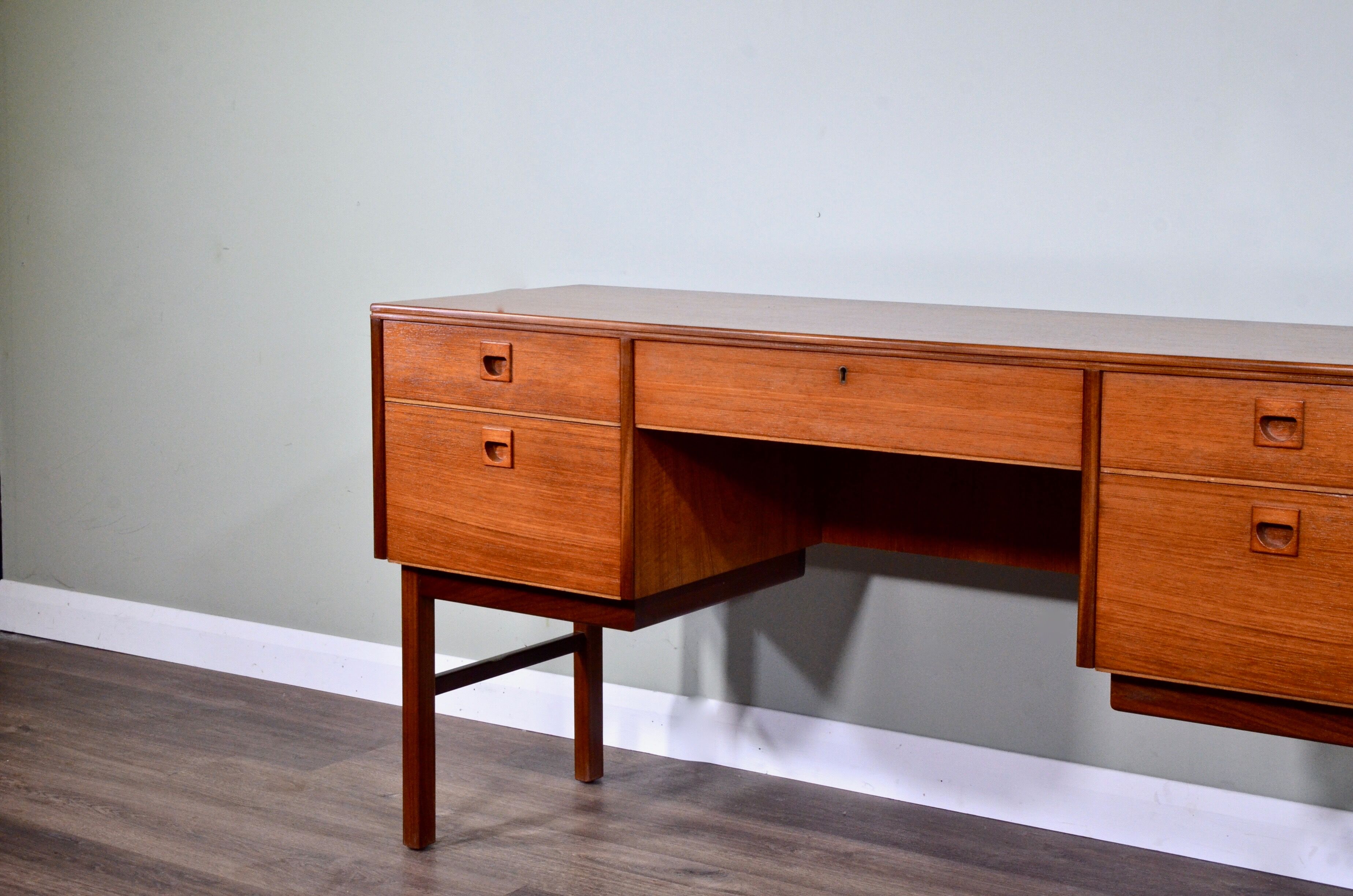 Teak desk from Alfred Cox 1950