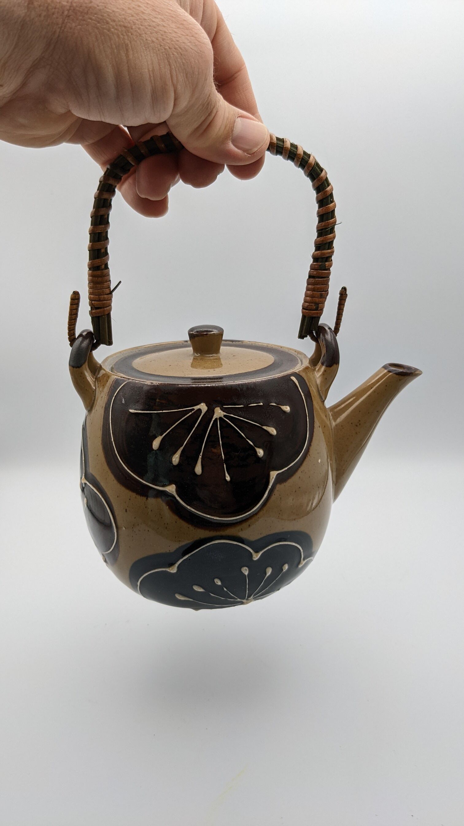 Tea set japan asia glazed stoneware decoration flower wicker handle