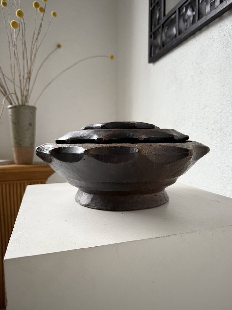 Brutalist wooden dishes, Savoyard popular art.