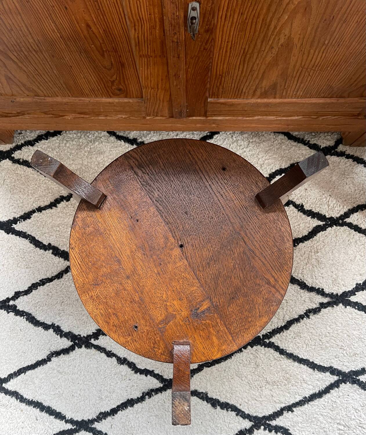 Art deco oak pedestal table