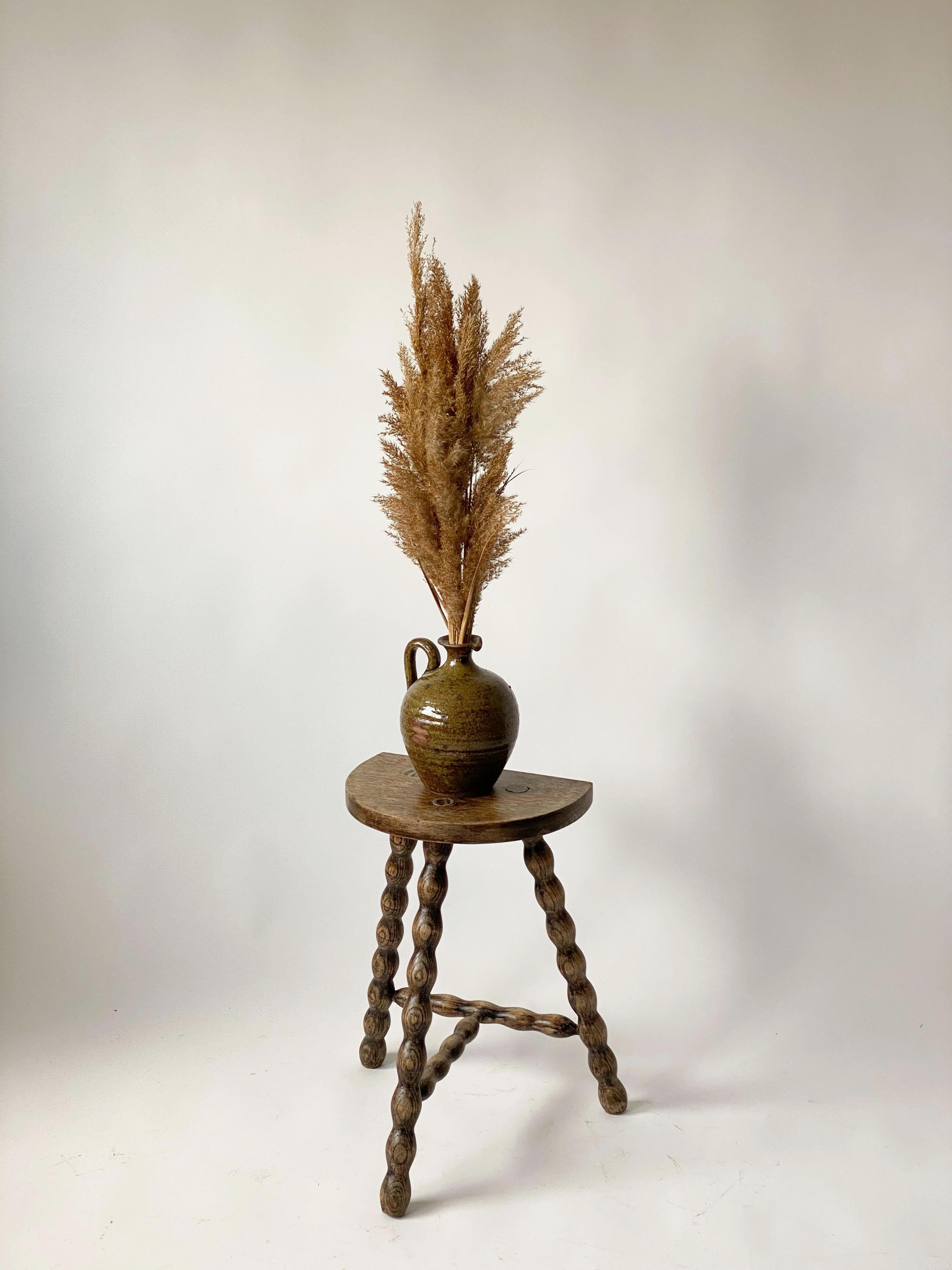 Tabouret de ferme tripode vintage