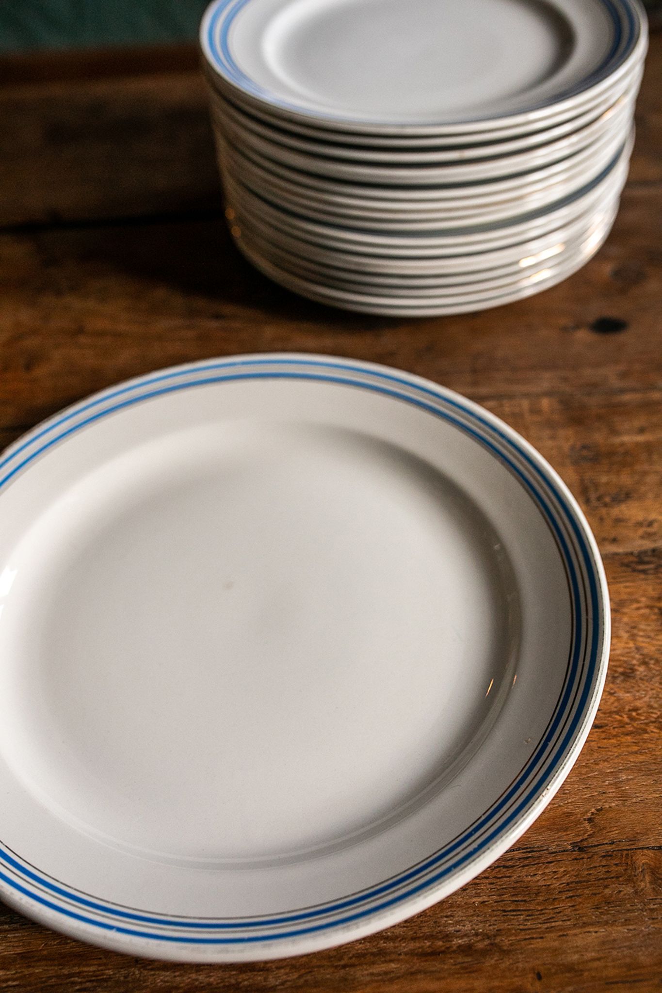 Onnaing's earthenware service
