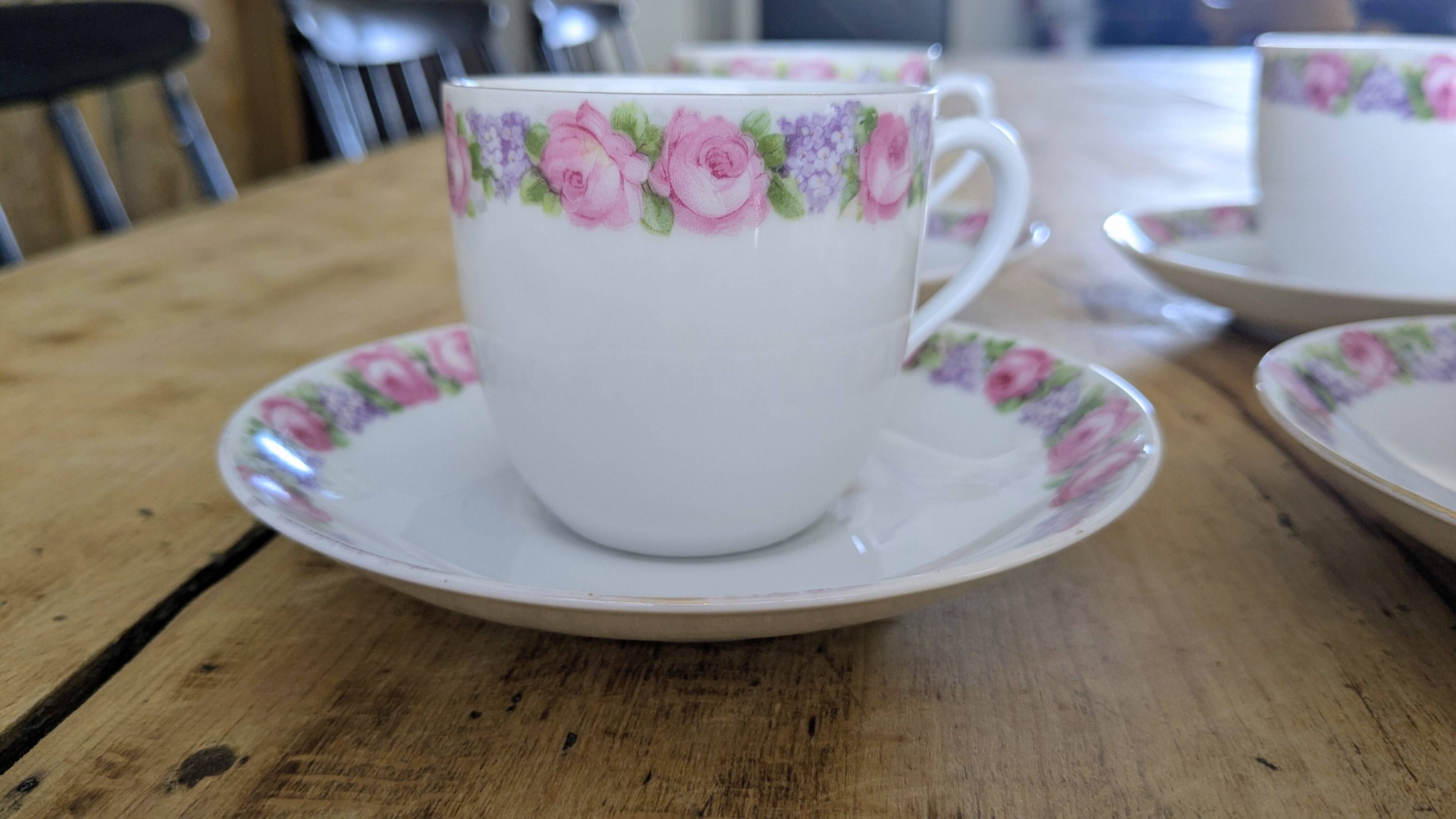12-piece coffee service in porcelain Victoria from Czechoslovakia