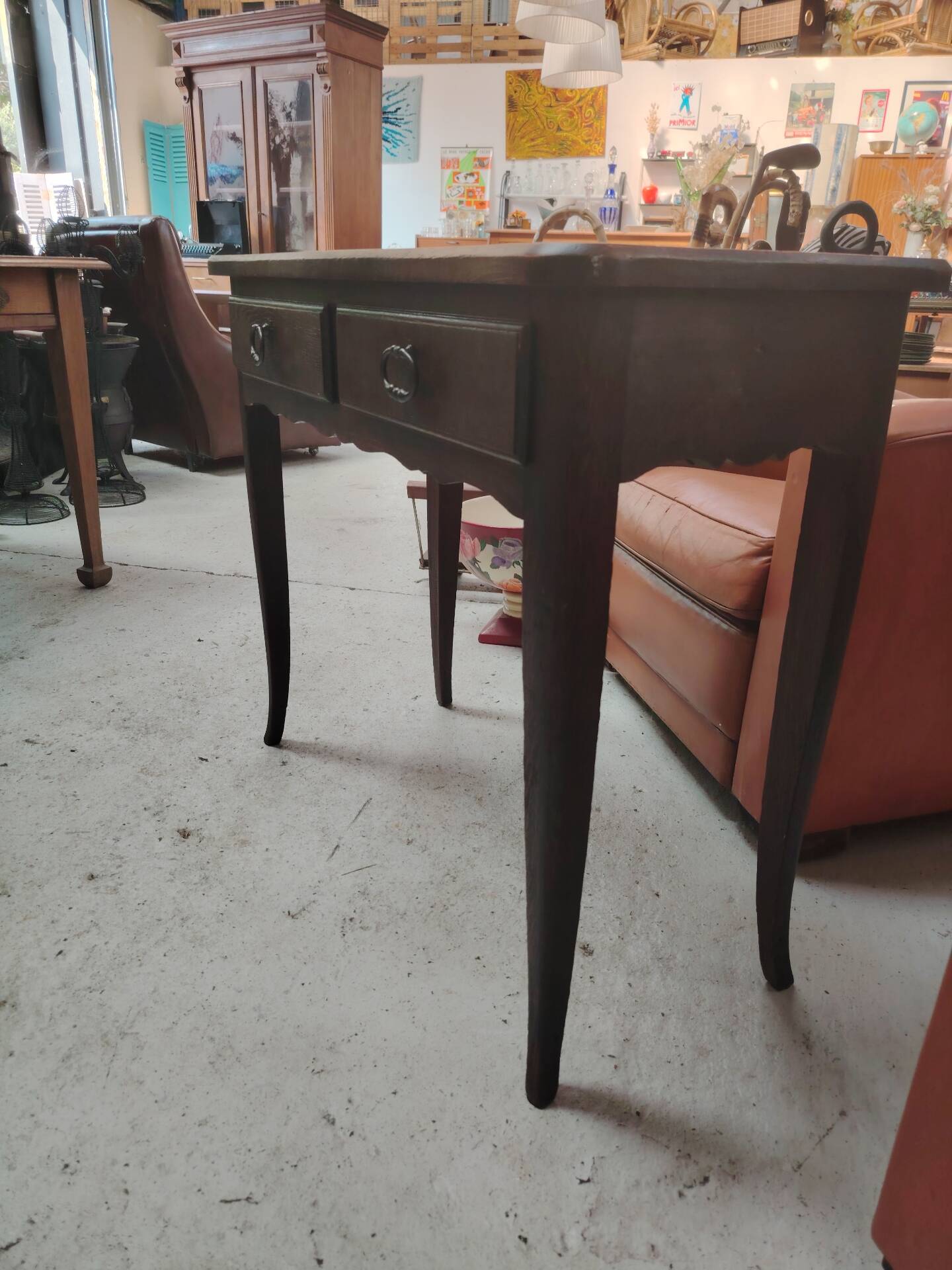 Table, console, dressing table in solid oak with curved legs - 1900