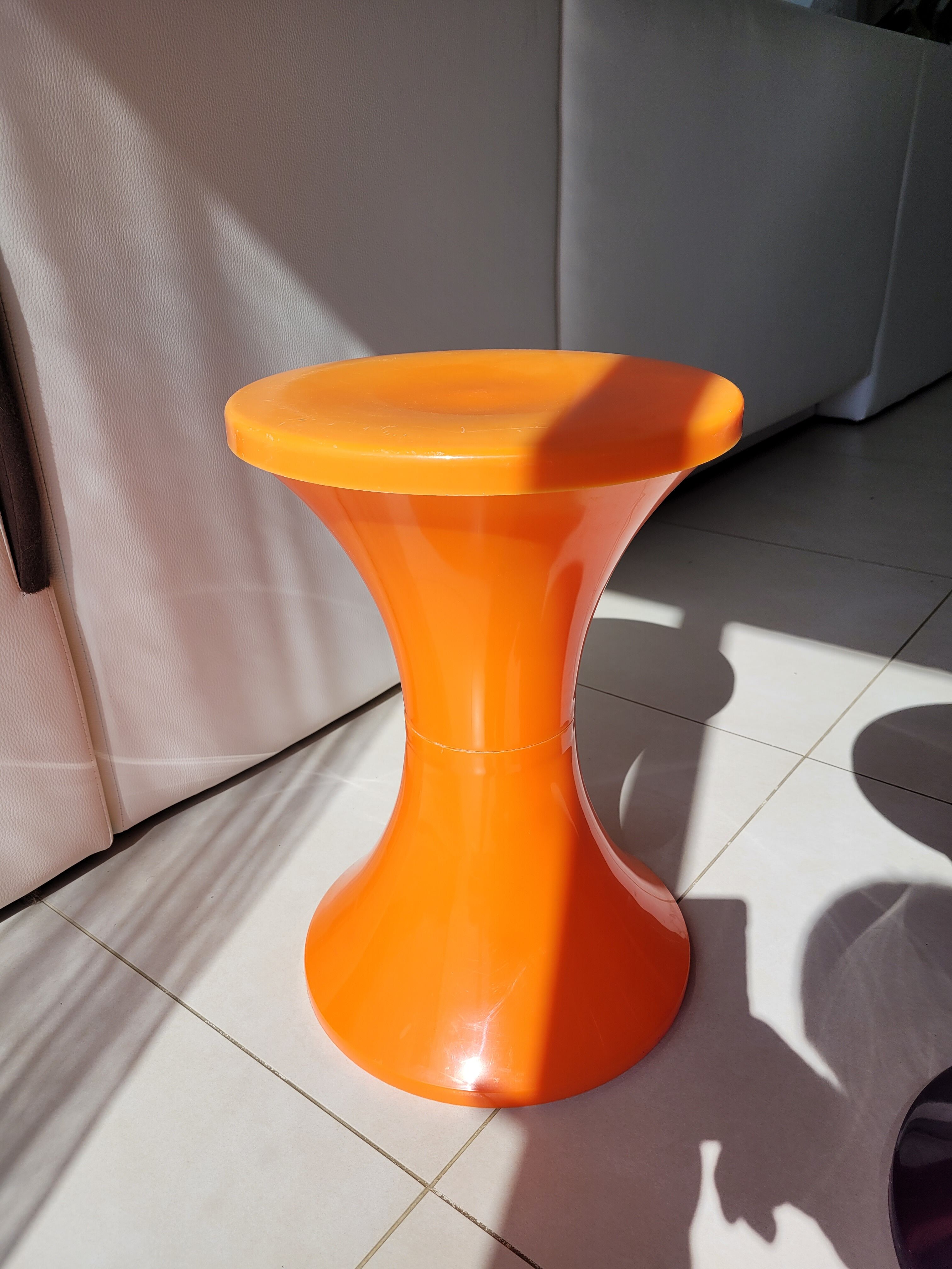 Tam Tam orange stool