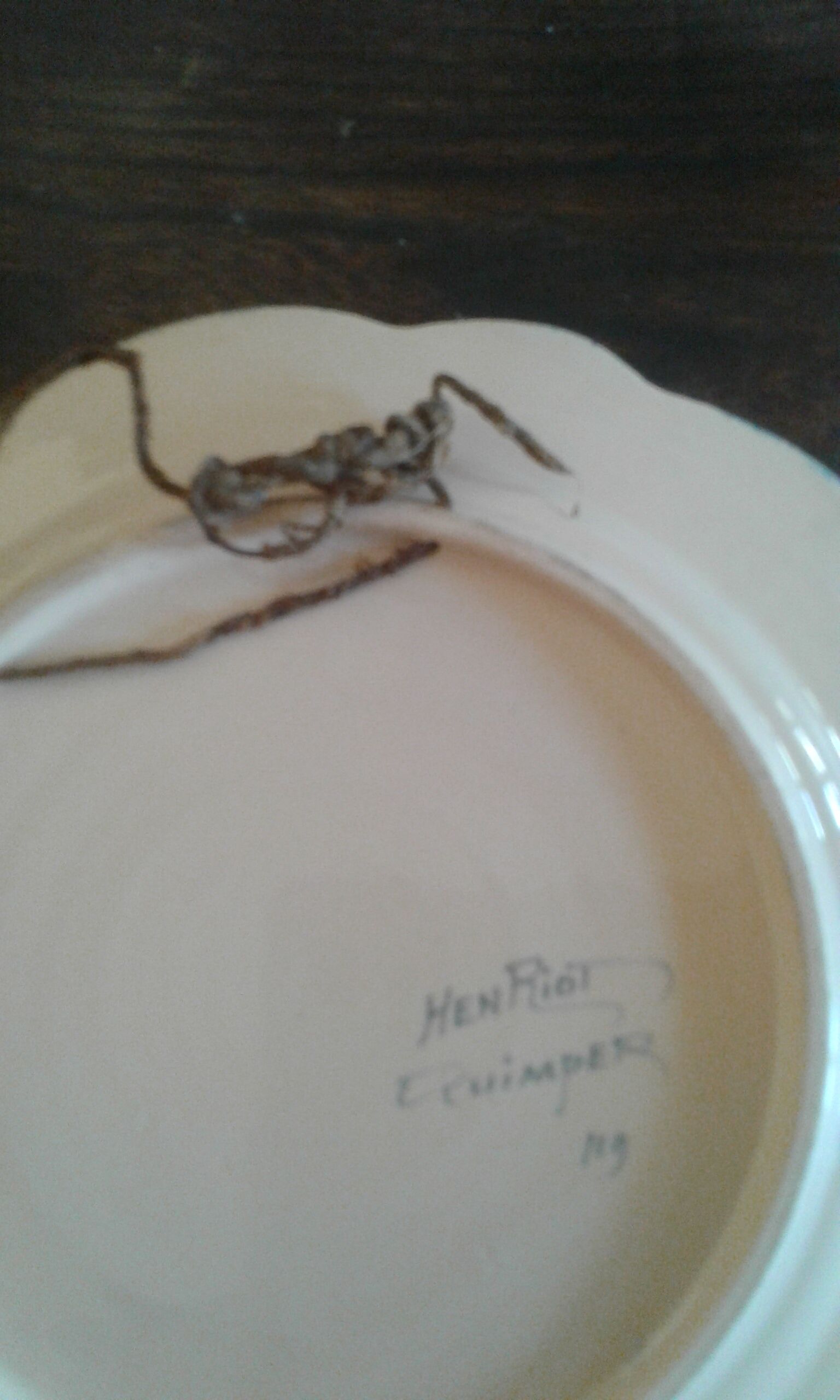 Two old Quimper plates