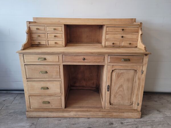 Comptoir de pharmacie