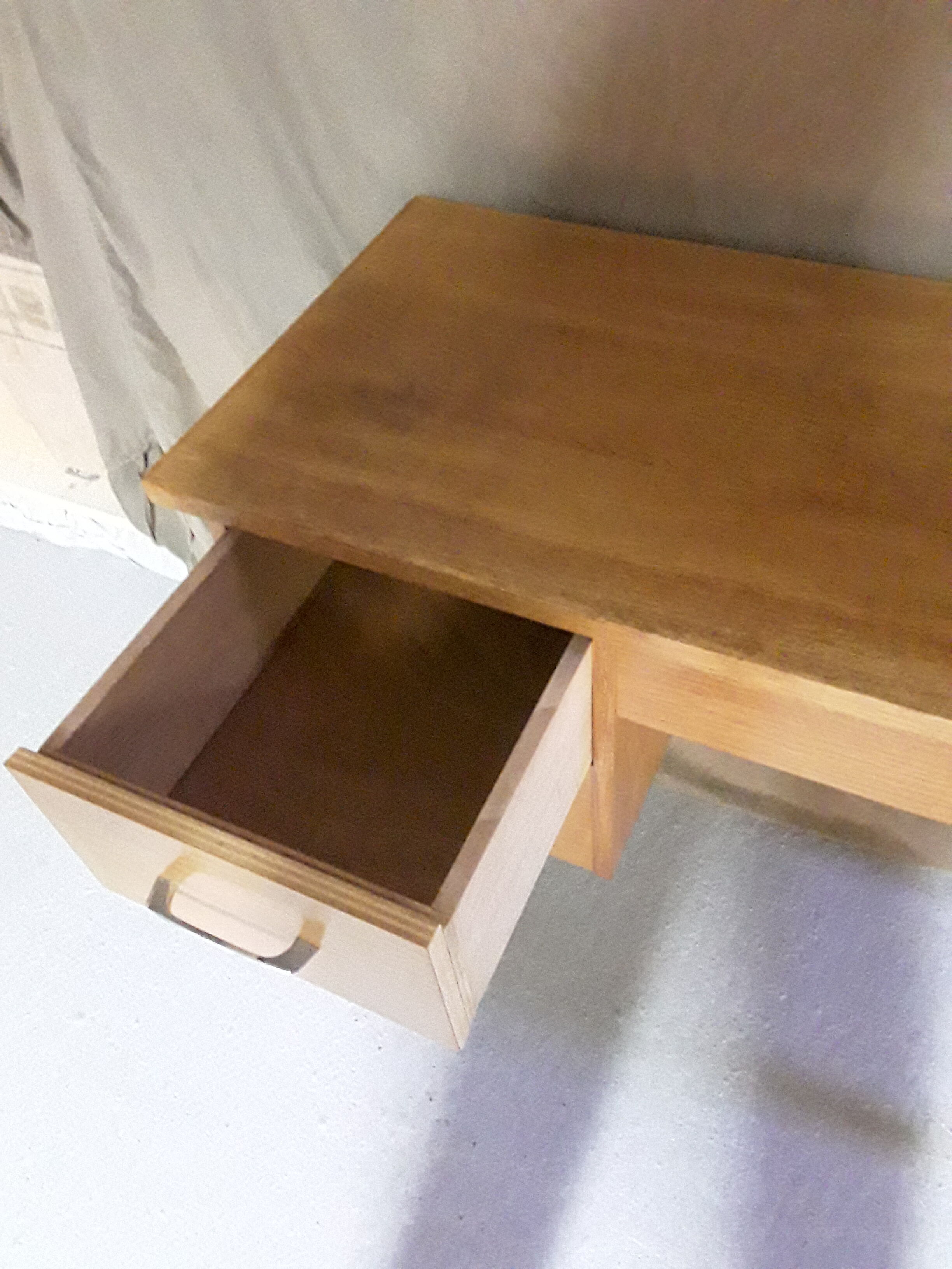 Vintage style modernist office