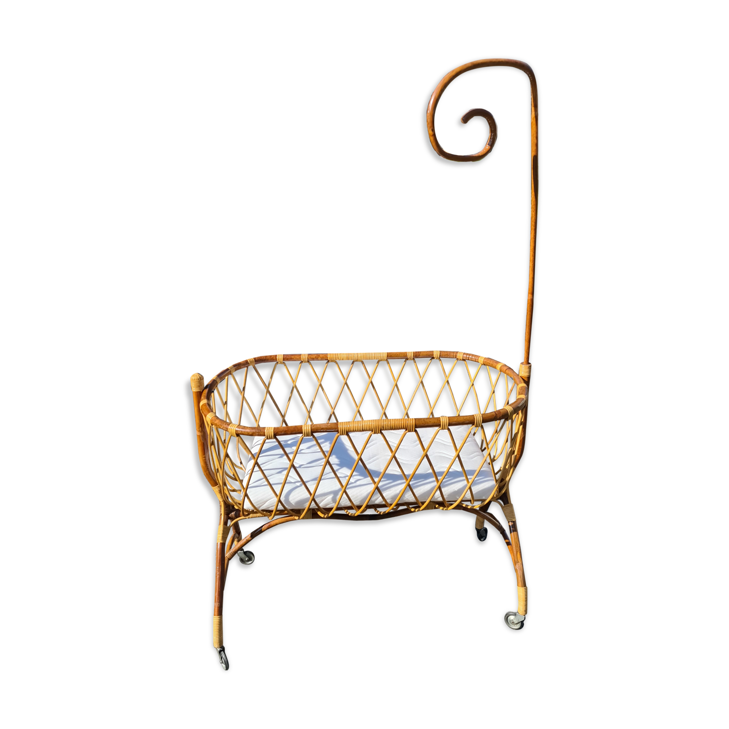 Cradle cot rattan bamboo vintage