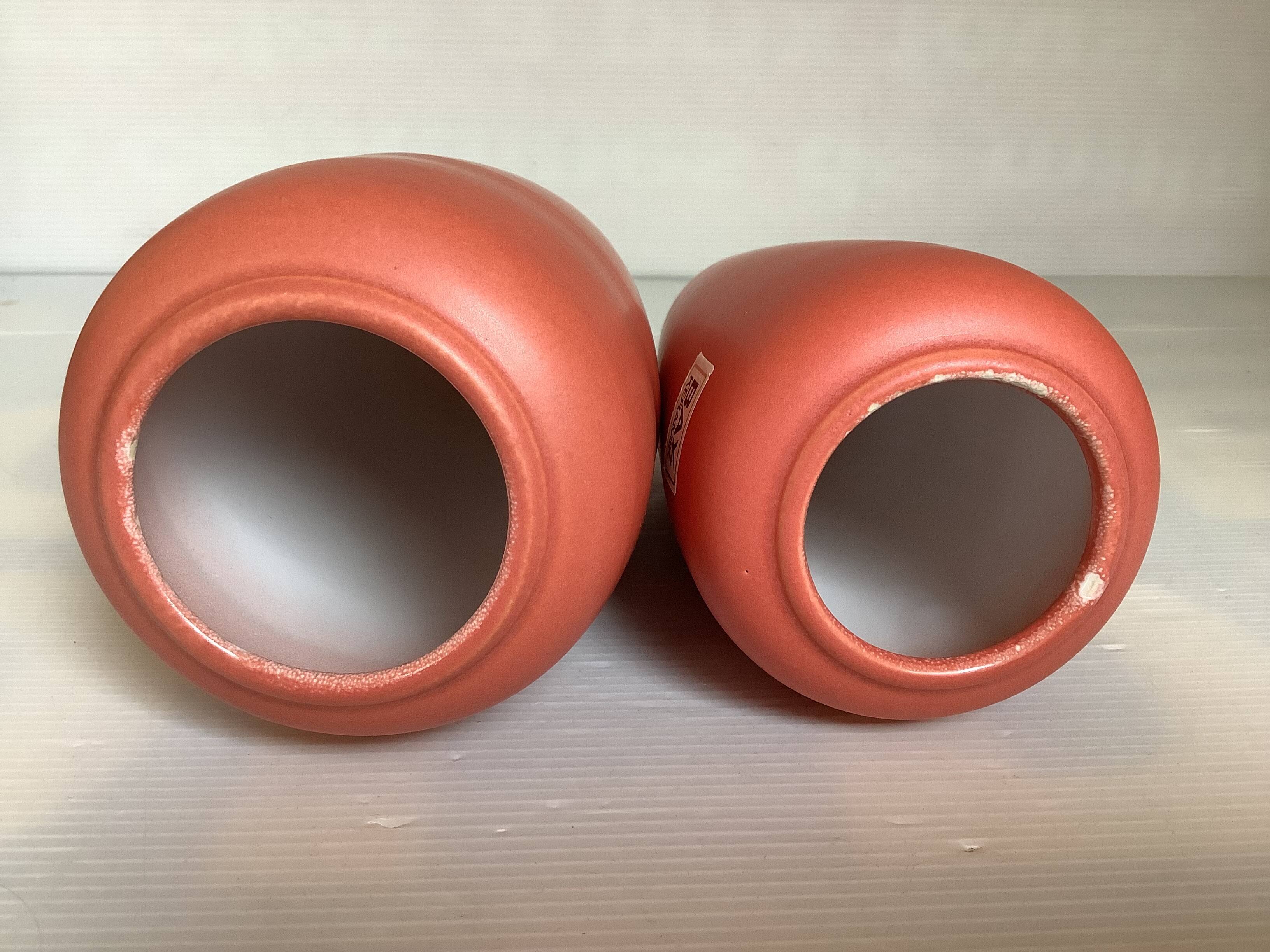 Pair of asymmetrical coral vases Bay Germany