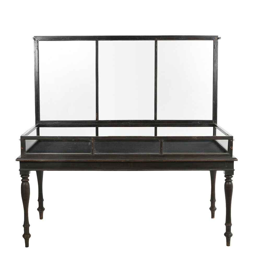 Table de présentation vitrée à bois sombre