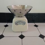 Balance de cuisine style ancien
