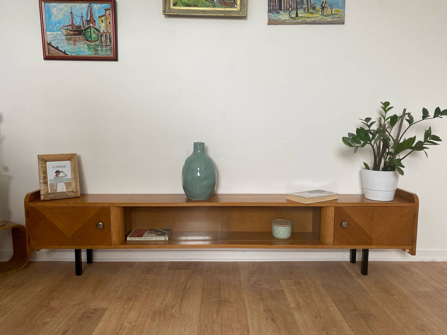 Vintage sideboard (shallow)