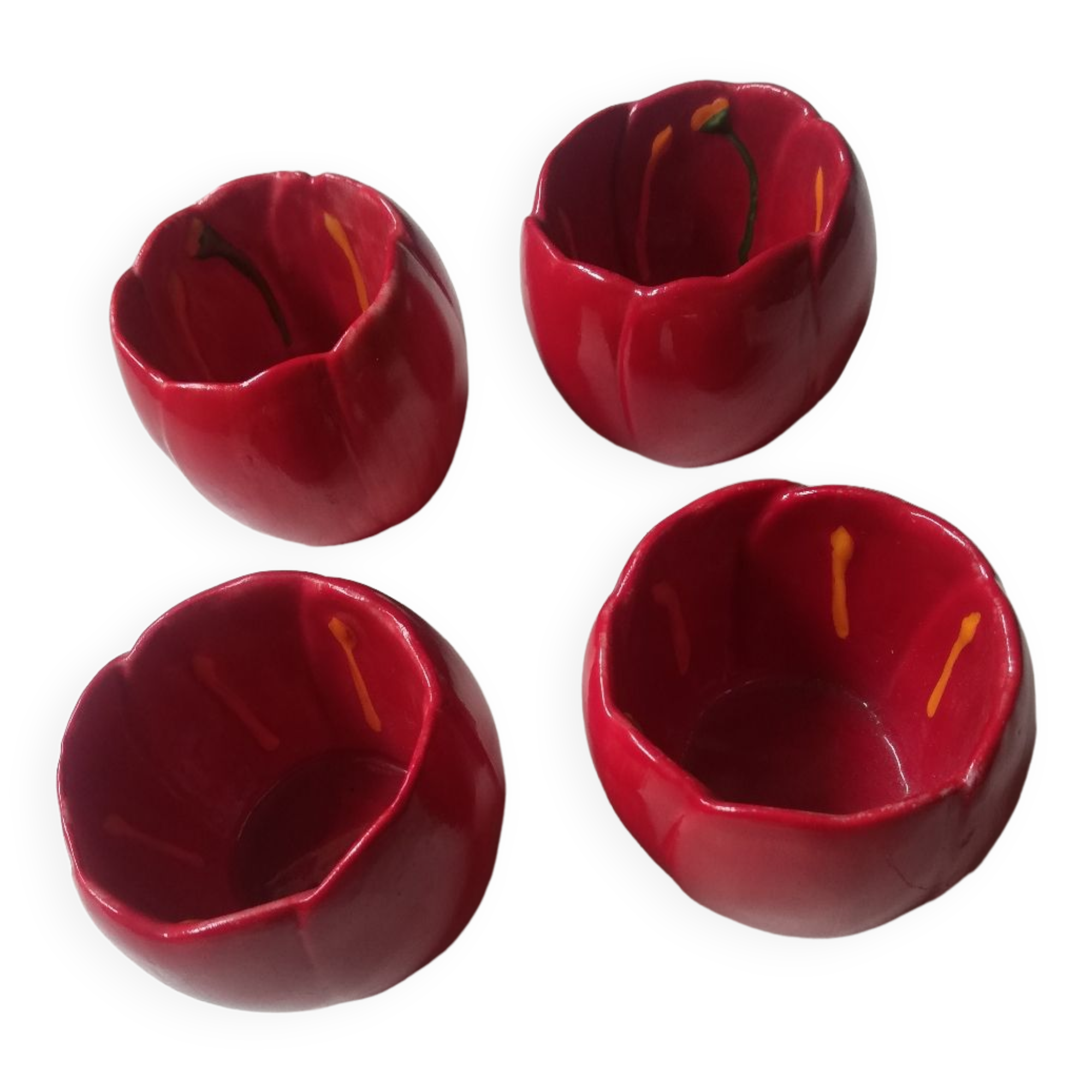 Set of 4 red tulip bowls by Villeroy & Boch.
