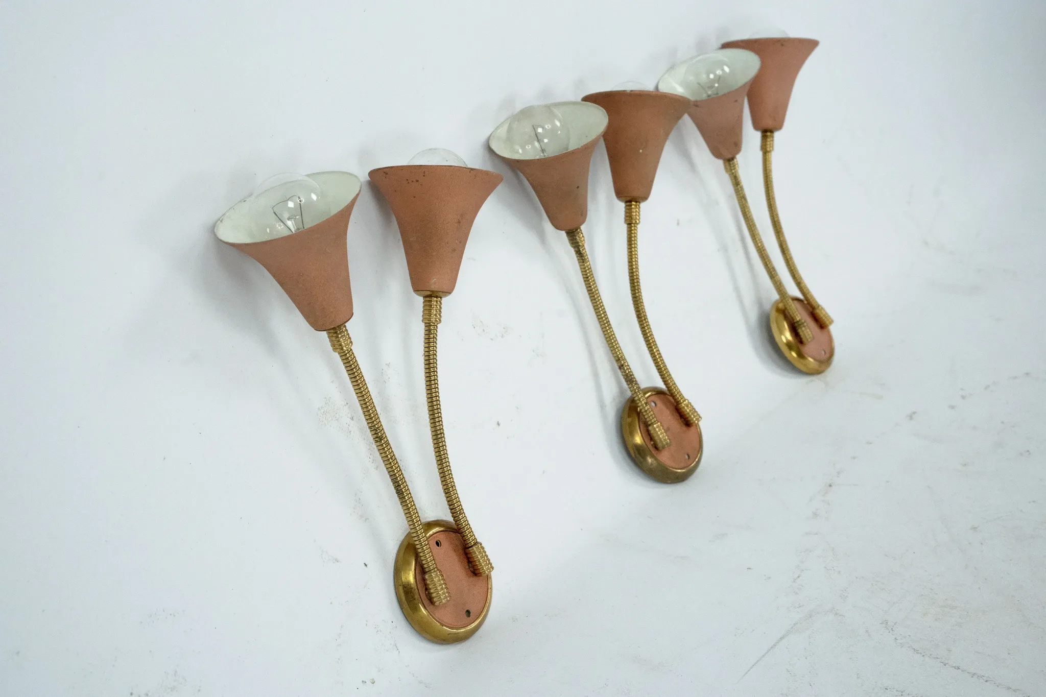 Mid-Century, Set of three sconces in Arredoluce manner. Italy 1950s
